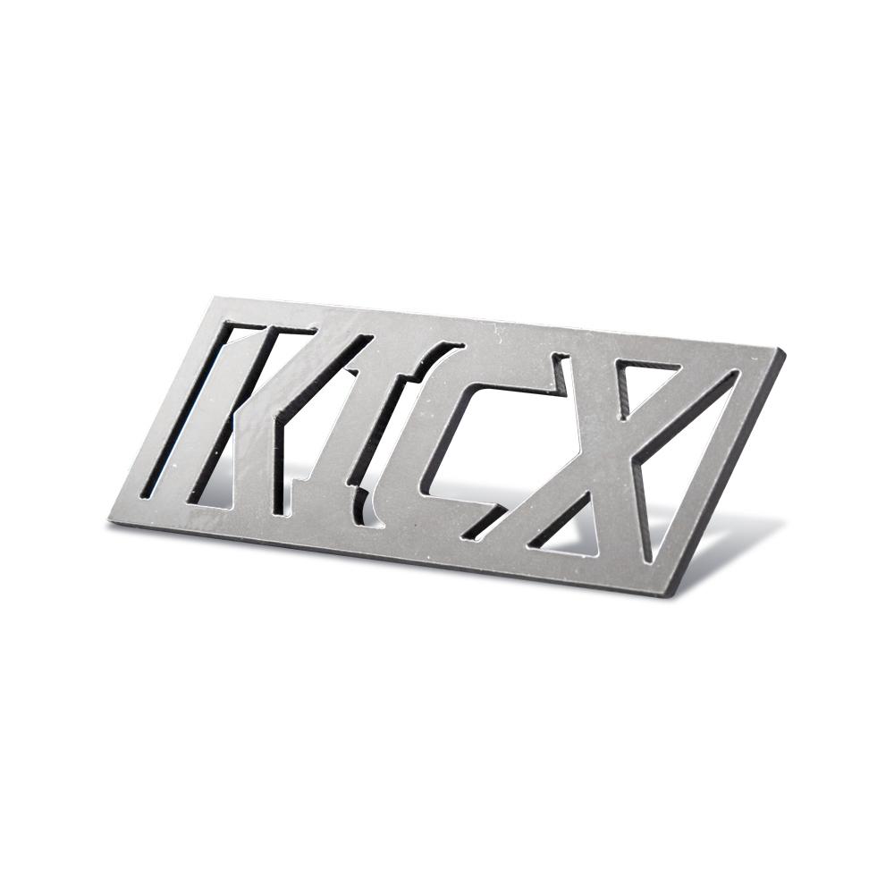 Шильда с логотипом Kicx