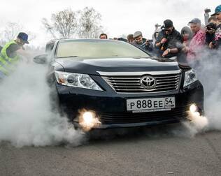 Toyota Camry Kicx